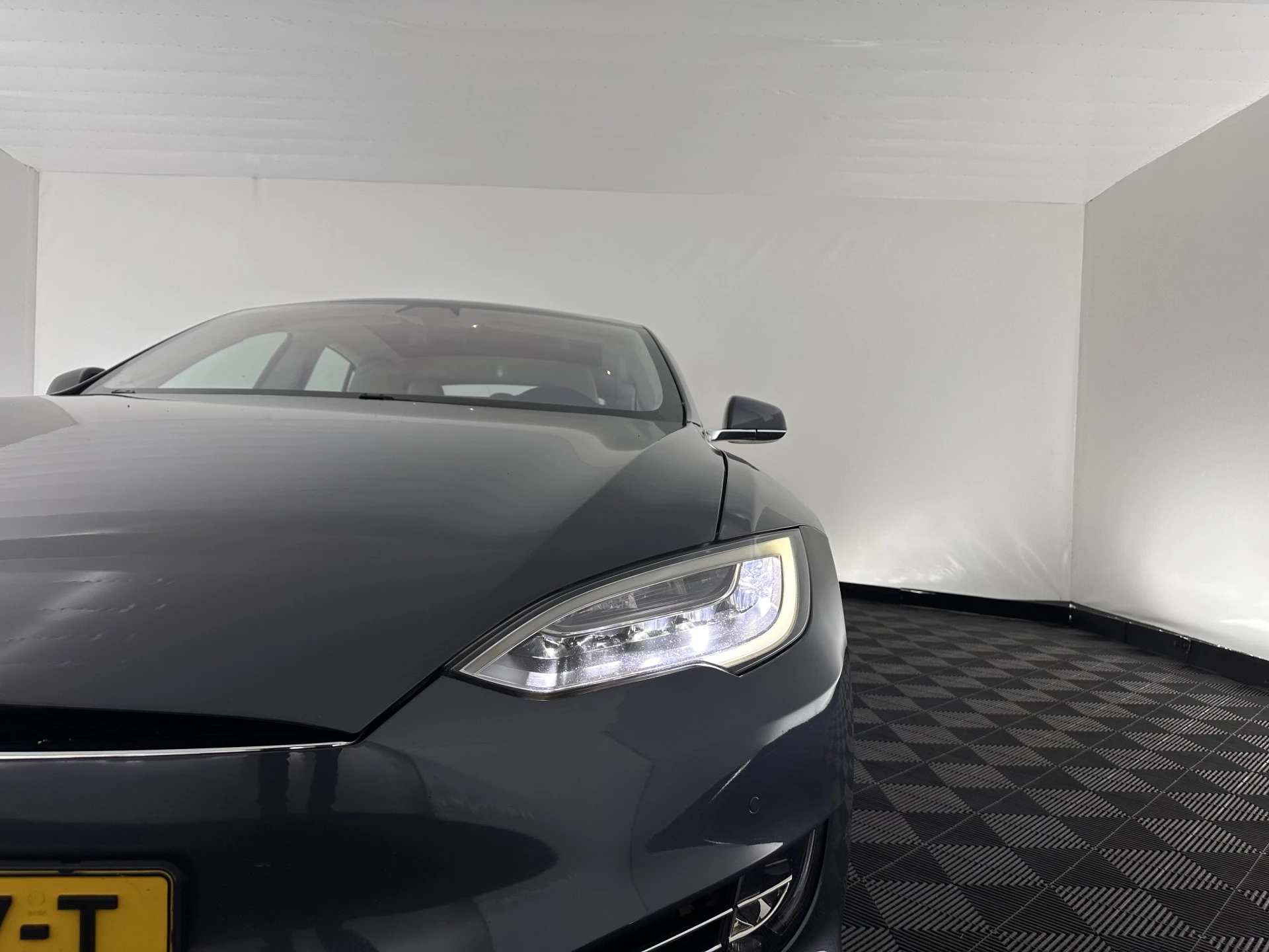 Hoofdafbeelding Tesla Model S