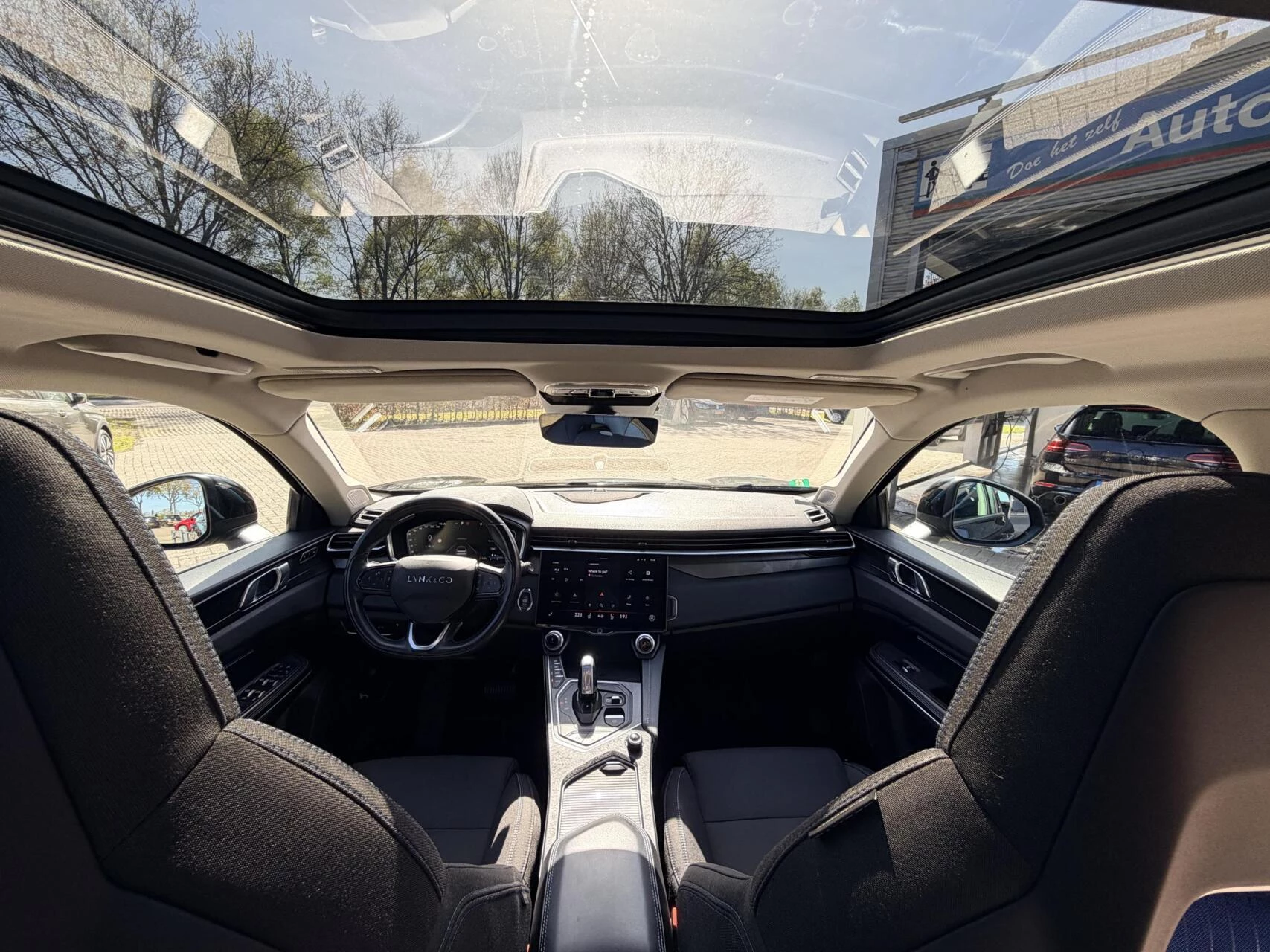 Hoofdafbeelding Lynk & Co 01