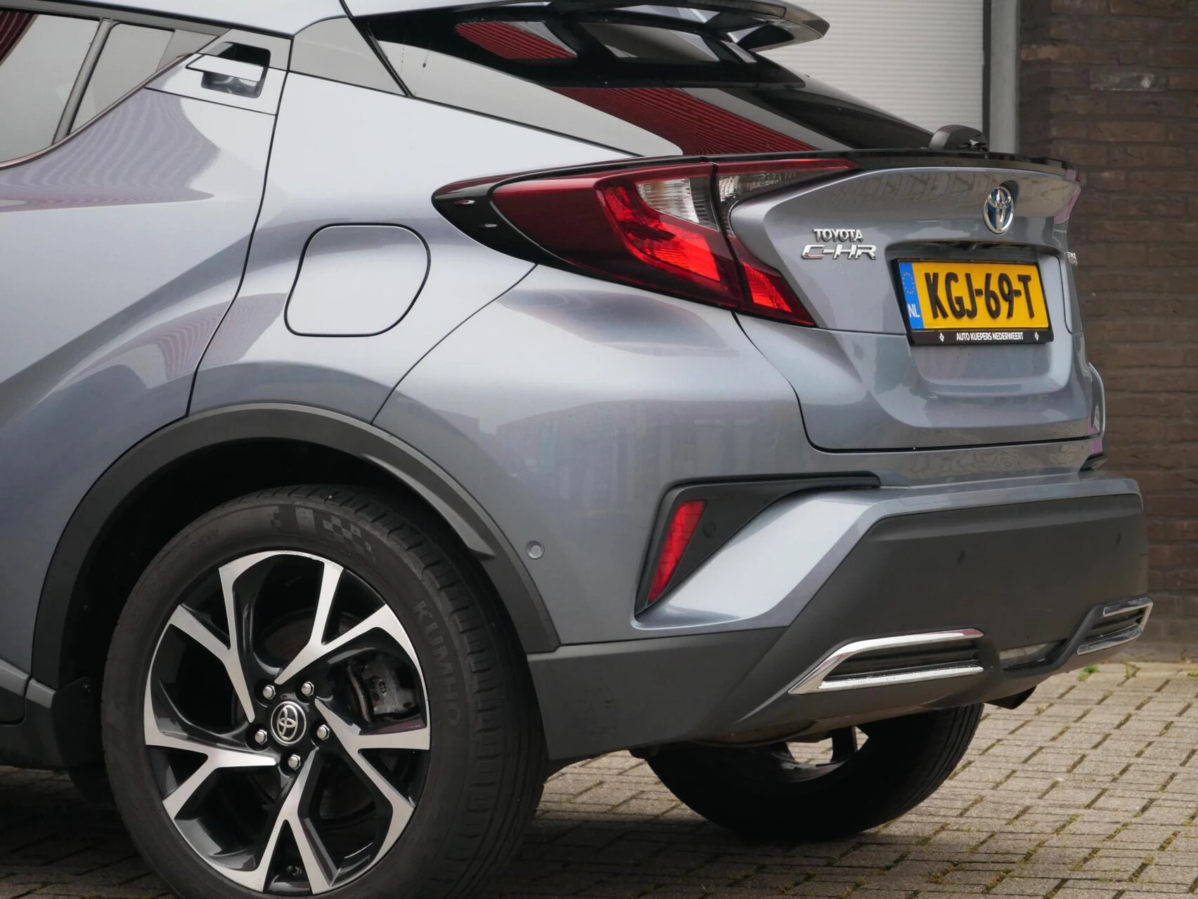 Hoofdafbeelding Toyota C-HR