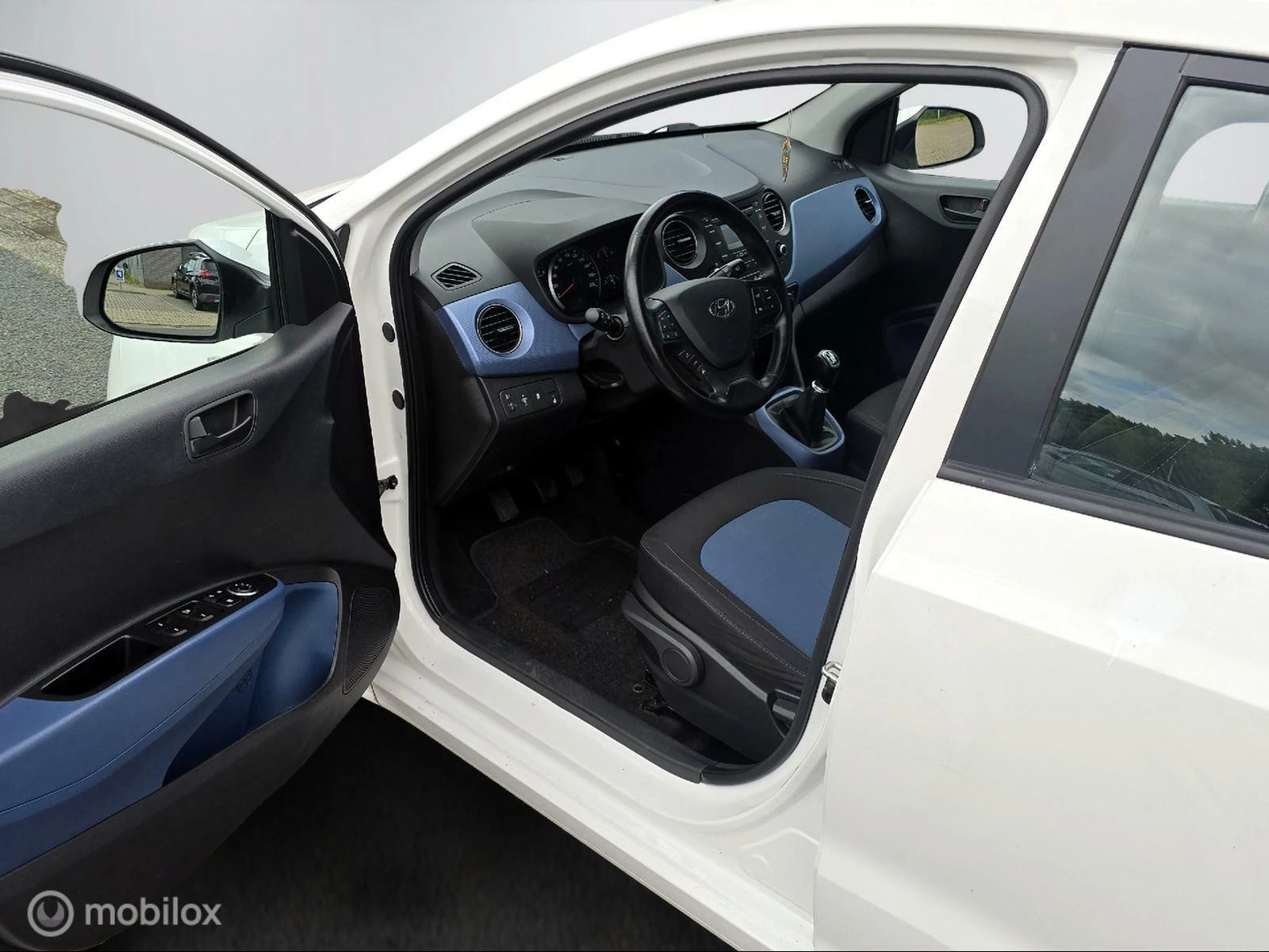 Hoofdafbeelding Hyundai i10