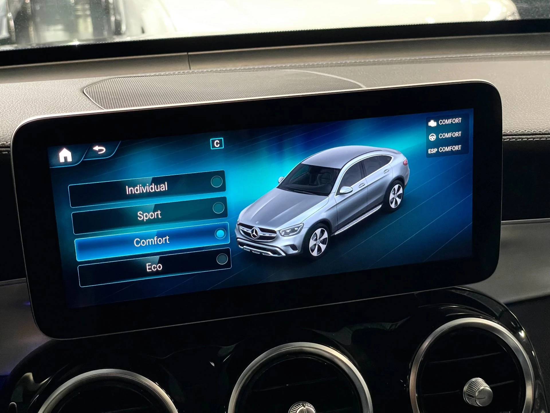 Hoofdafbeelding Mercedes-Benz GLC