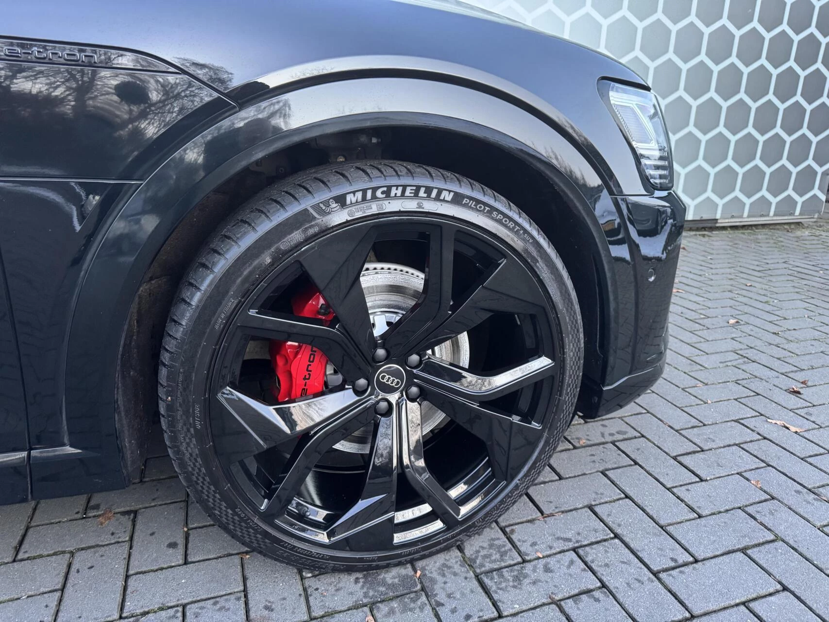 Hoofdafbeelding Audi Q8 e-tron