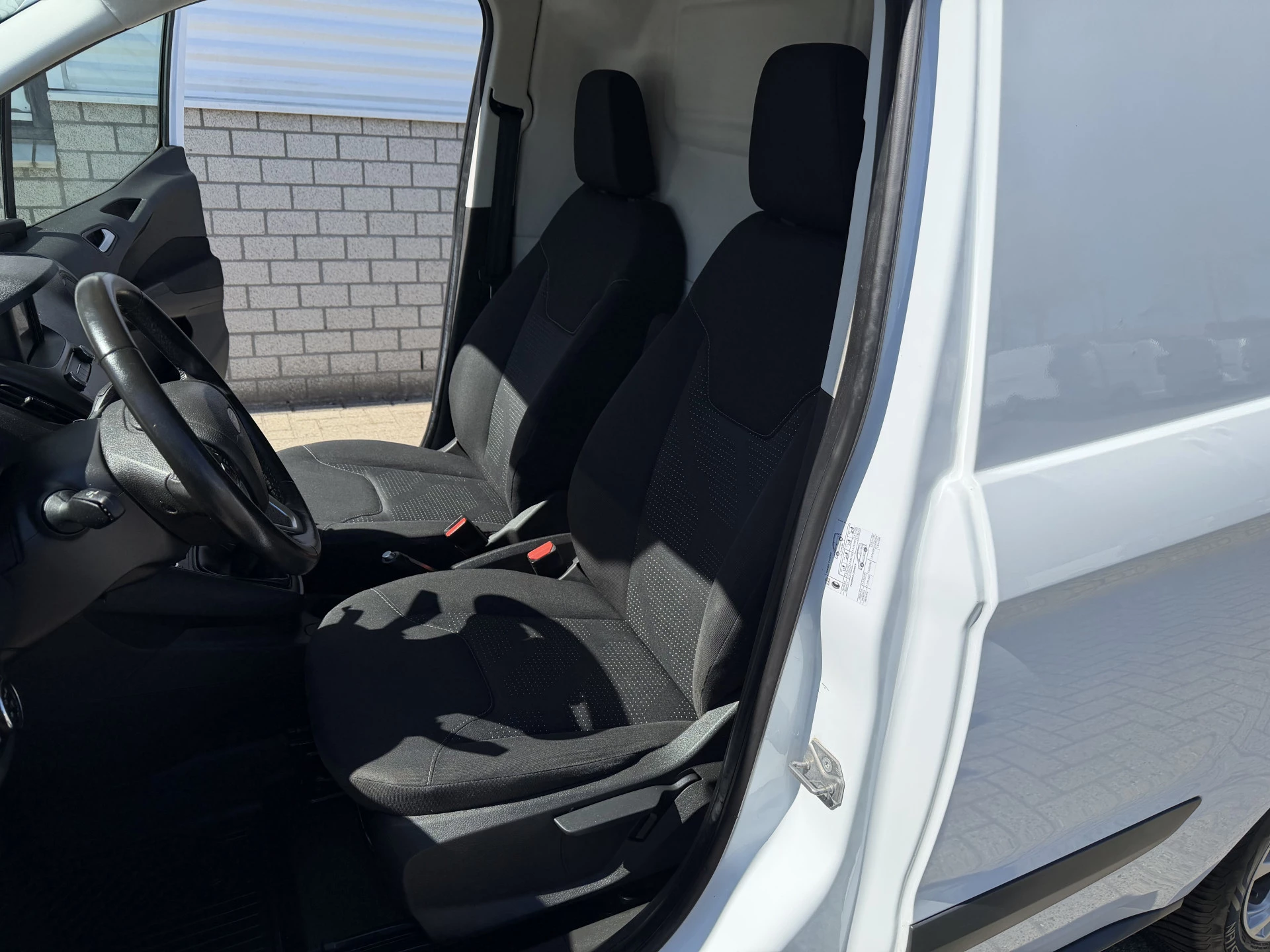 Hoofdafbeelding Ford Transit Courier