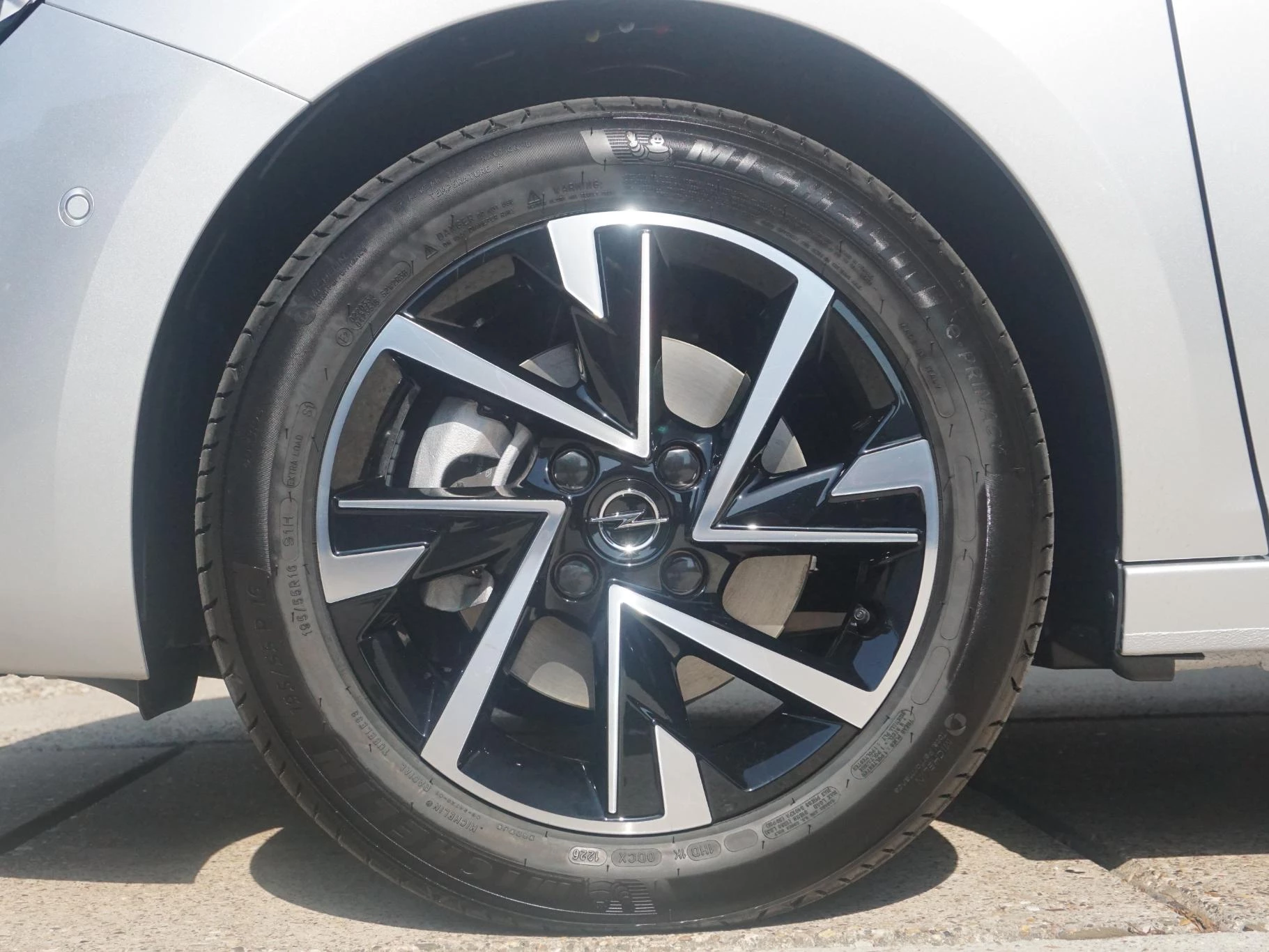 Hoofdafbeelding Opel Corsa