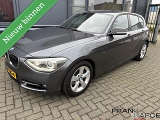 BMW 1-serie 116i Sport Airco Navi prof. Bl.Tooth Xenon LMV PDC 5drs