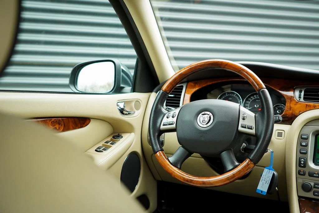 Hoofdafbeelding Jaguar X-Type