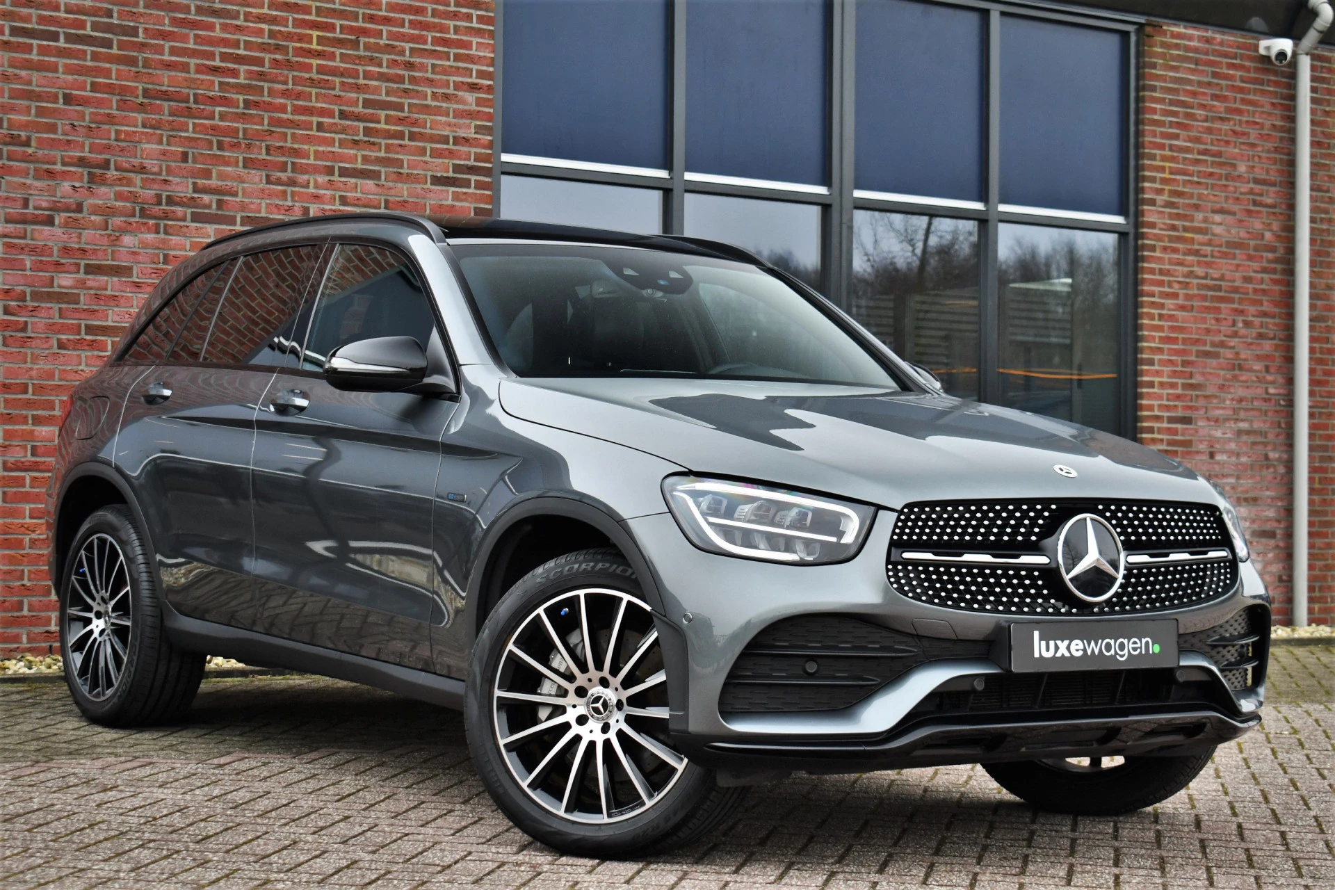 Hoofdafbeelding Mercedes-Benz GLC