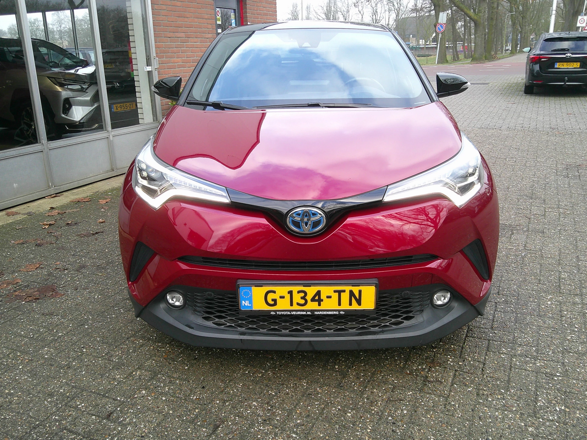 Hoofdafbeelding Toyota C-HR