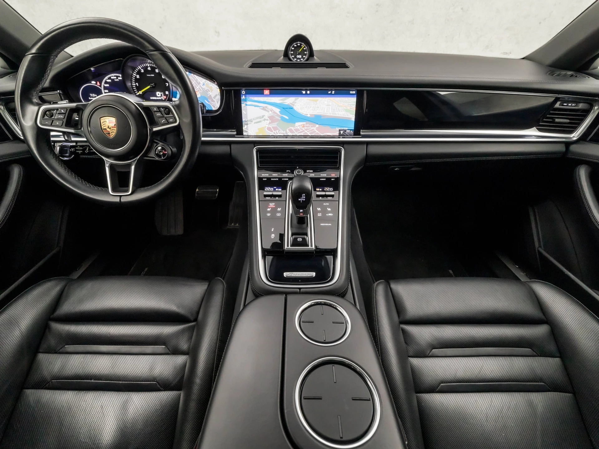 Hoofdafbeelding Porsche Panamera