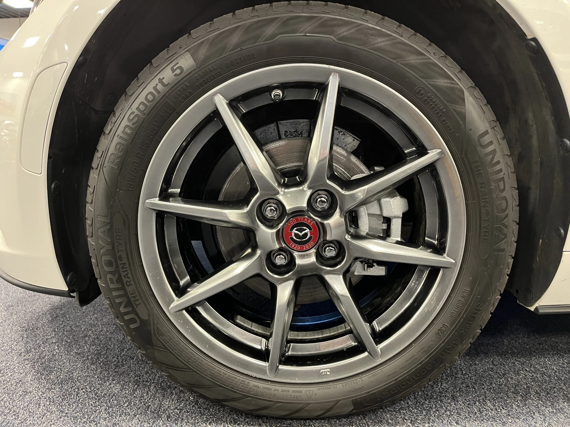 Hoofdafbeelding Mazda MX-5