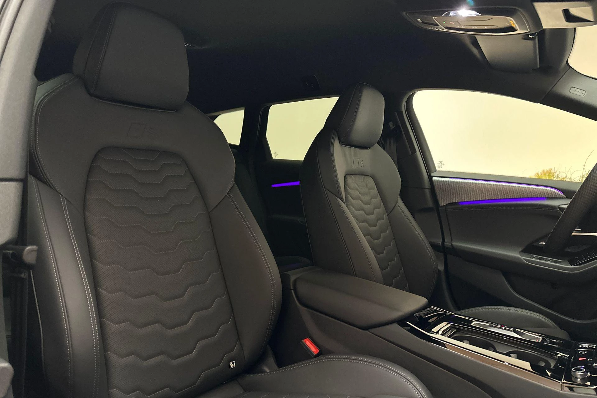 Hoofdafbeelding Audi A6 e-tron