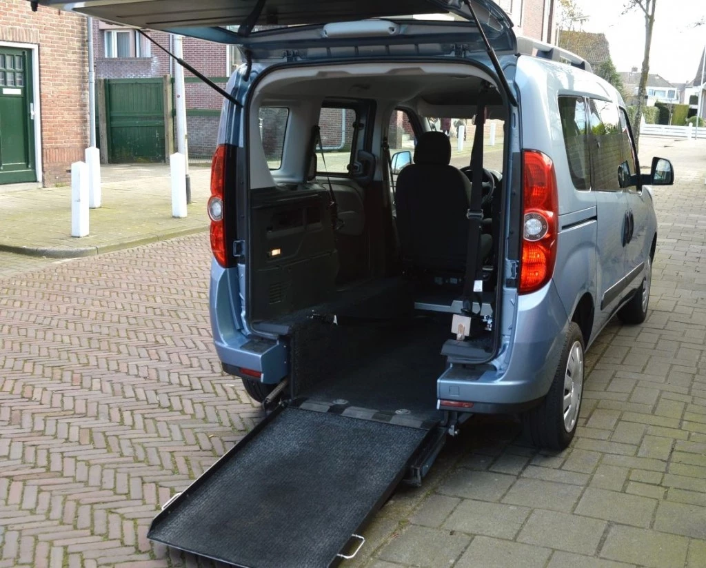 Hoofdafbeelding Opel Combo
