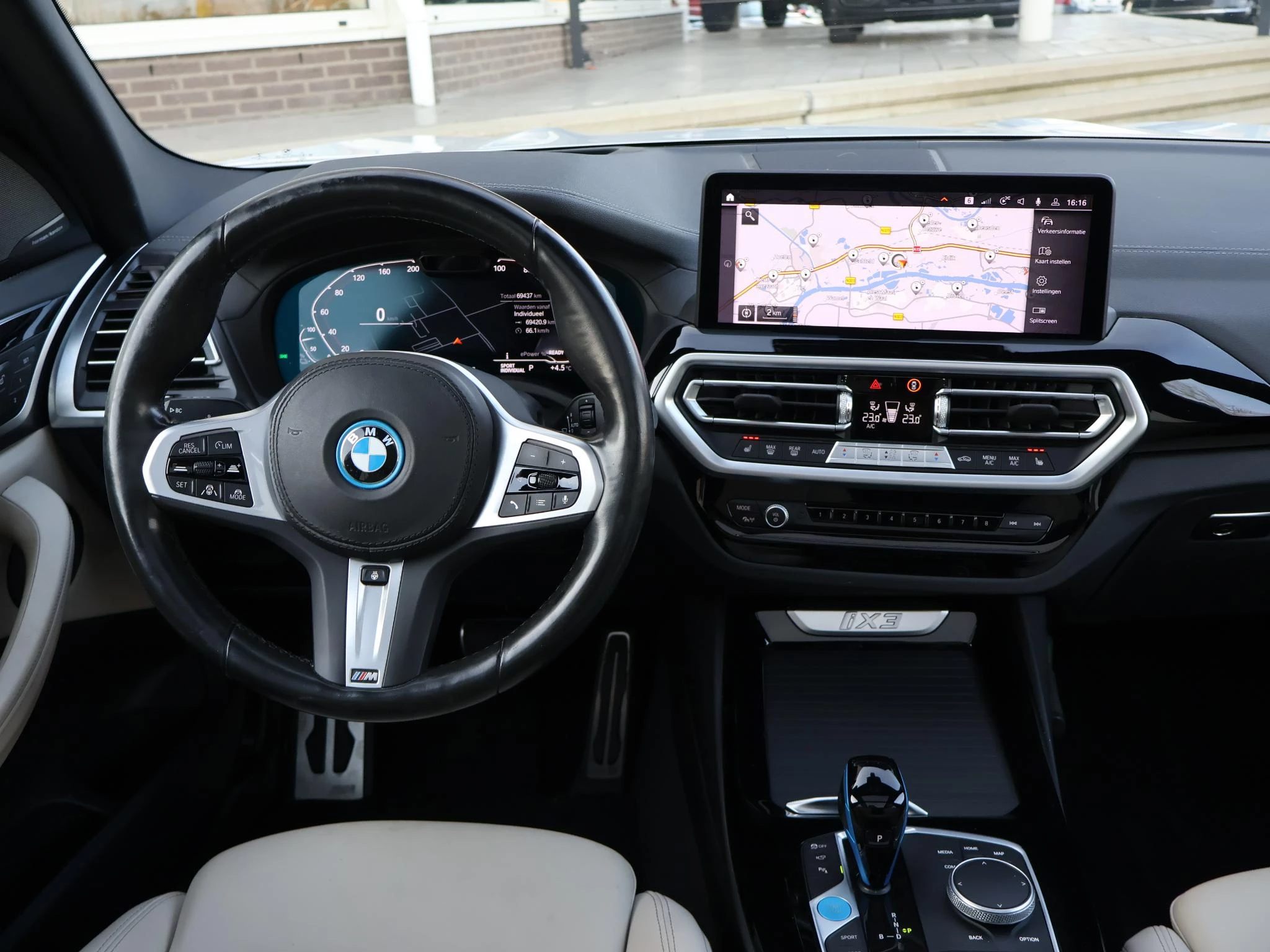 Hoofdafbeelding BMW iX3