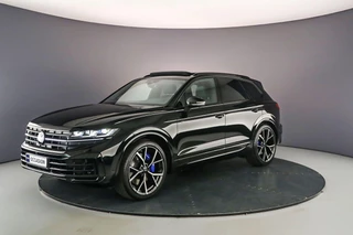 Volkswagen Touareg R 3.0 TSI eHybrid 462pk Tiptronic Trekhaak, Panoramadak, Head up display, Luchtvering, Elektrische achterklep, Lederen bekleding, Achteruitrijcamera, LED matrix koplampen