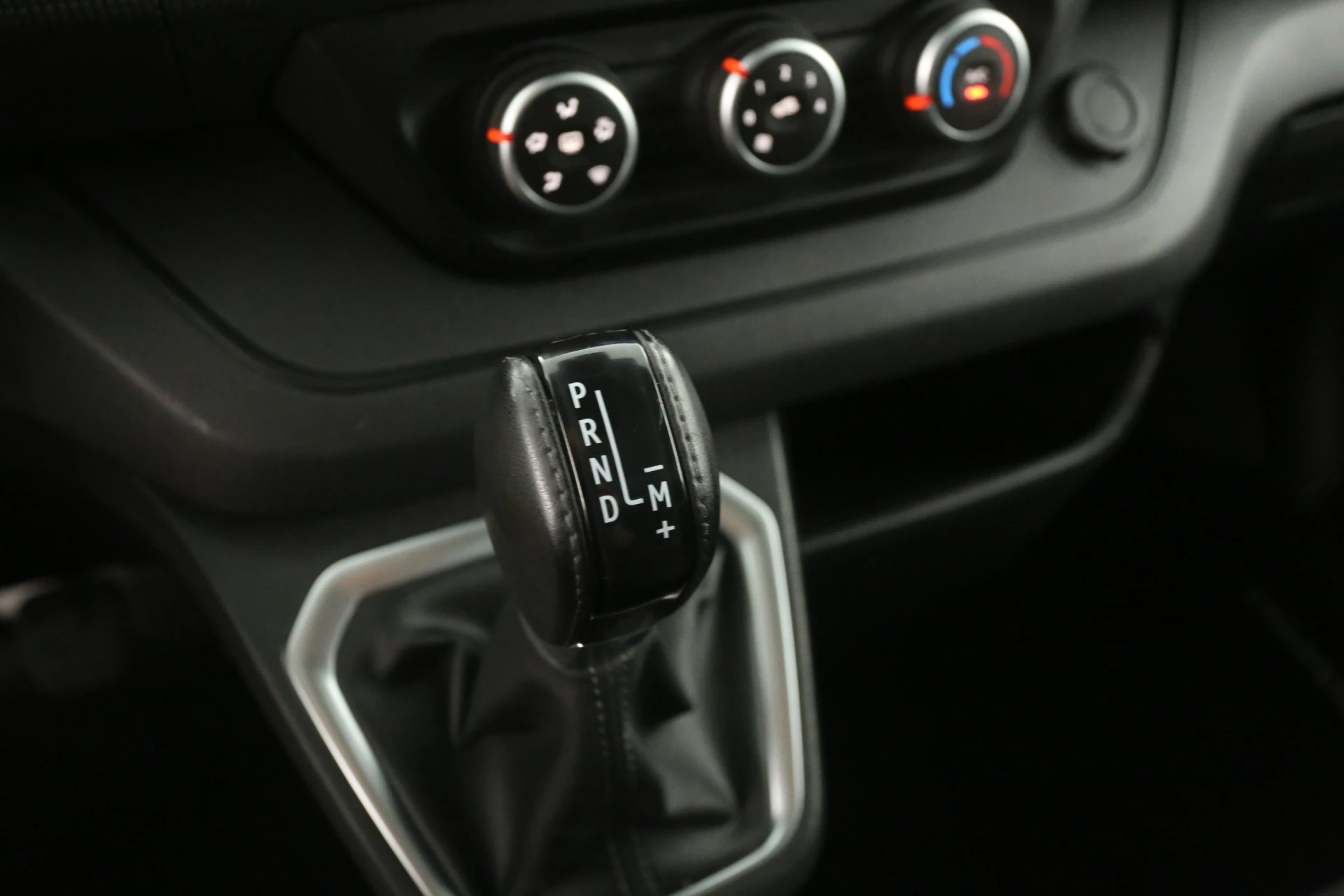 Hoofdafbeelding Nissan Primastar