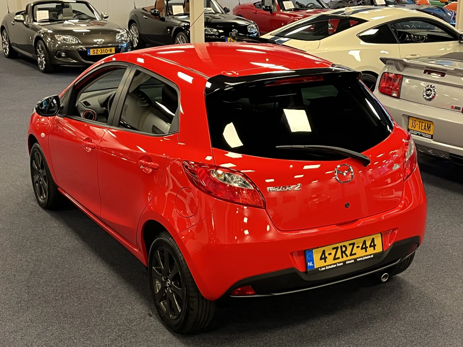 Hoofdafbeelding Mazda 2