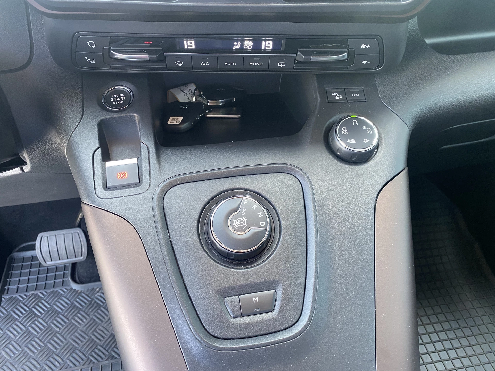 Hoofdafbeelding Peugeot Rifter