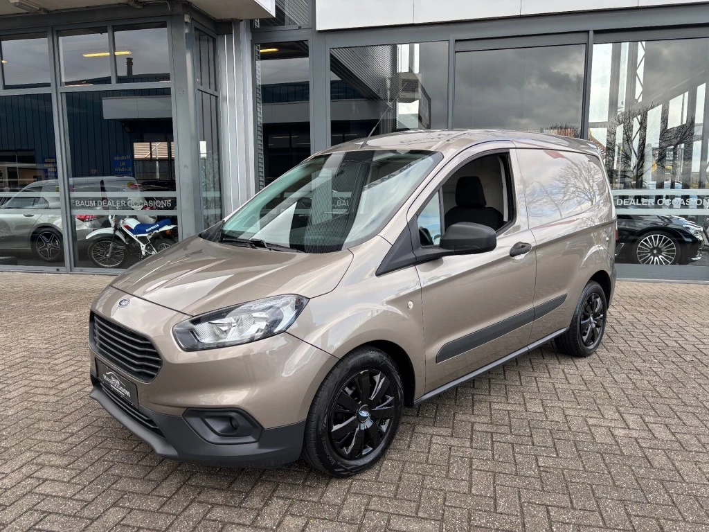 Hoofdafbeelding Ford Transit Courier