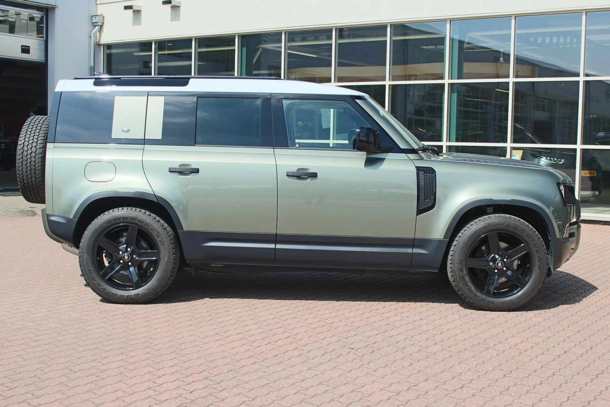 Hoofdafbeelding Land Rover Defender