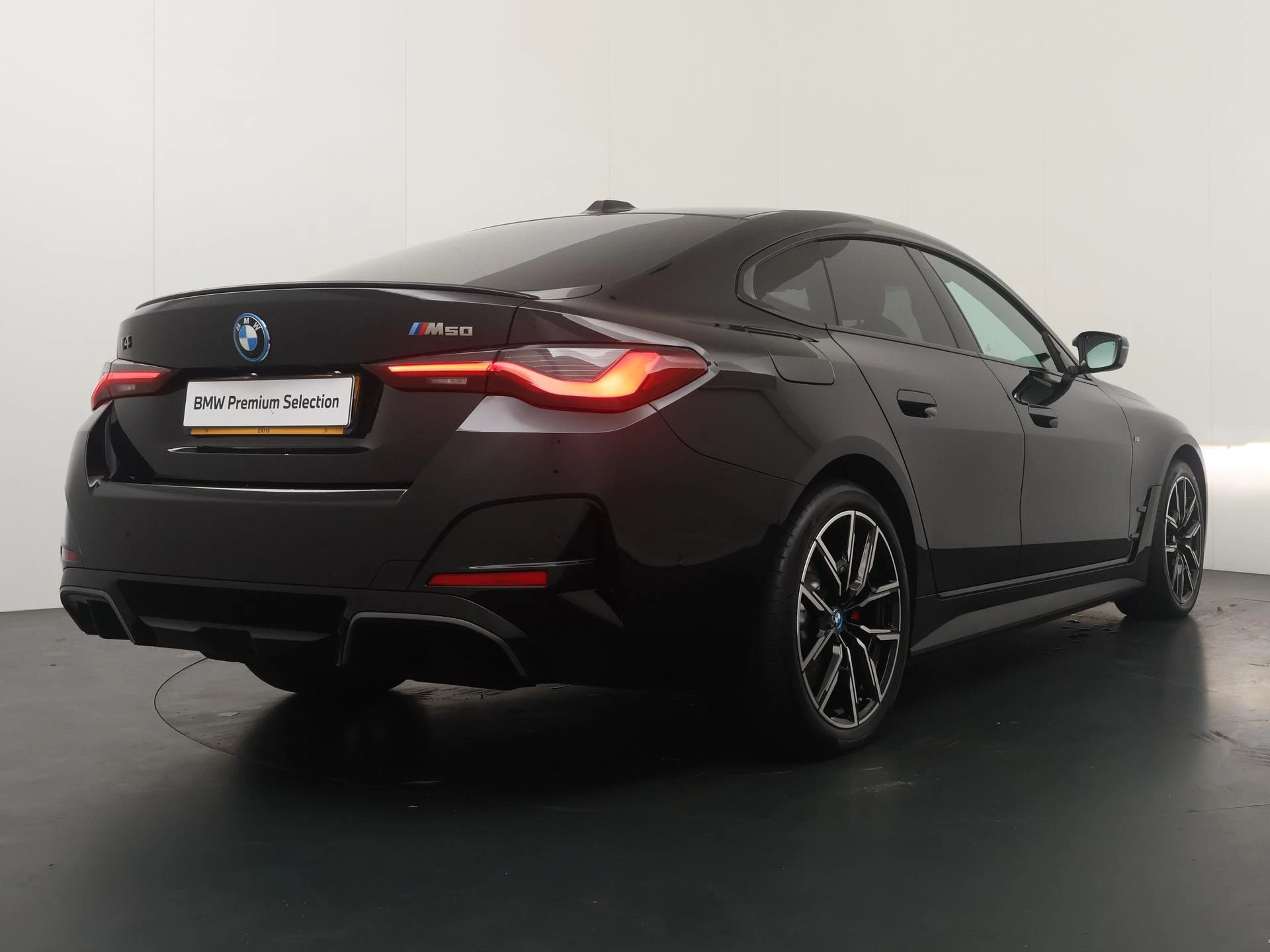 Hoofdafbeelding BMW i4