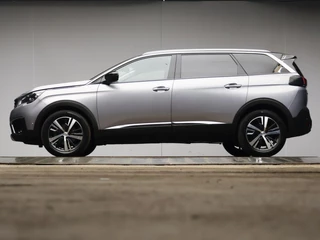 Hoofdafbeelding Peugeot 5008 Peugeot 5008 1.2 PureTech Crossway Sport (APPLE CARPLAY,NAVI,CAMERA,360 VIEW,CLIMATE,CRUISE,SPORTSTOELEN,LM VELGEN,NETTE STAAT)