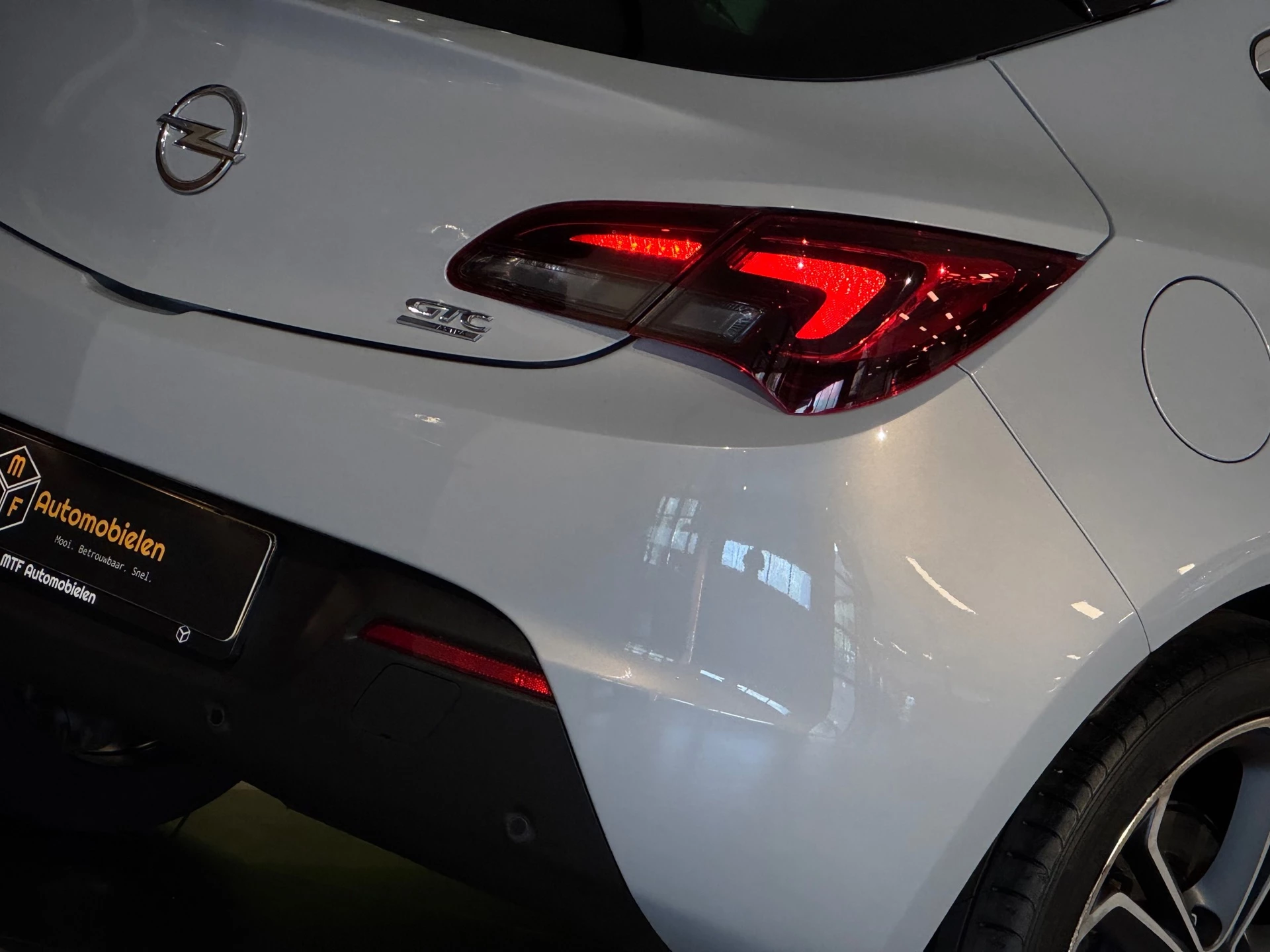 Hoofdafbeelding Opel Astra