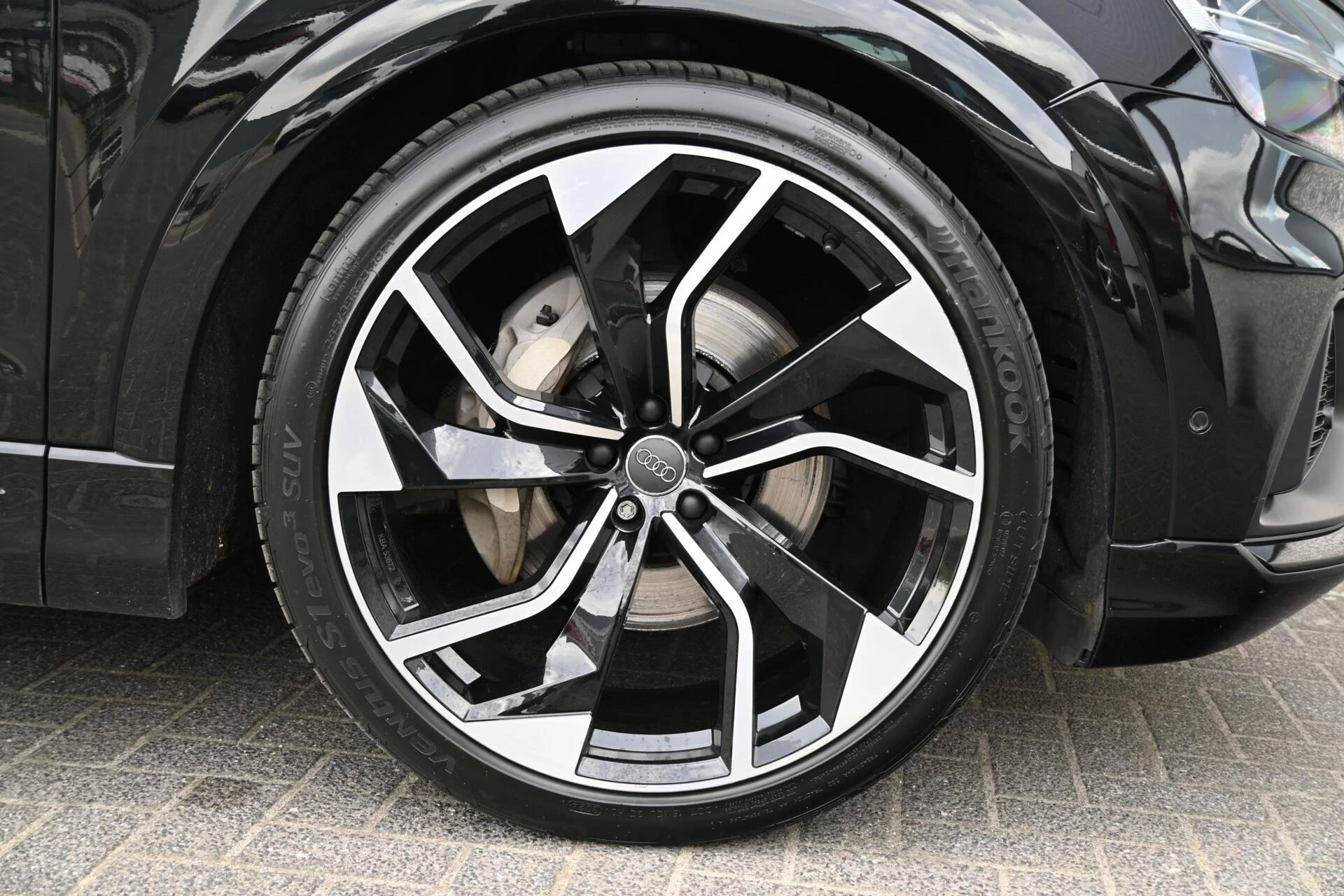 Hoofdafbeelding Audi Q8