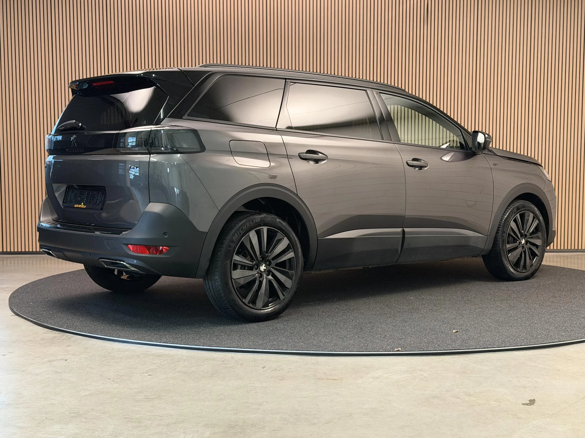 Hoofdafbeelding Peugeot 5008