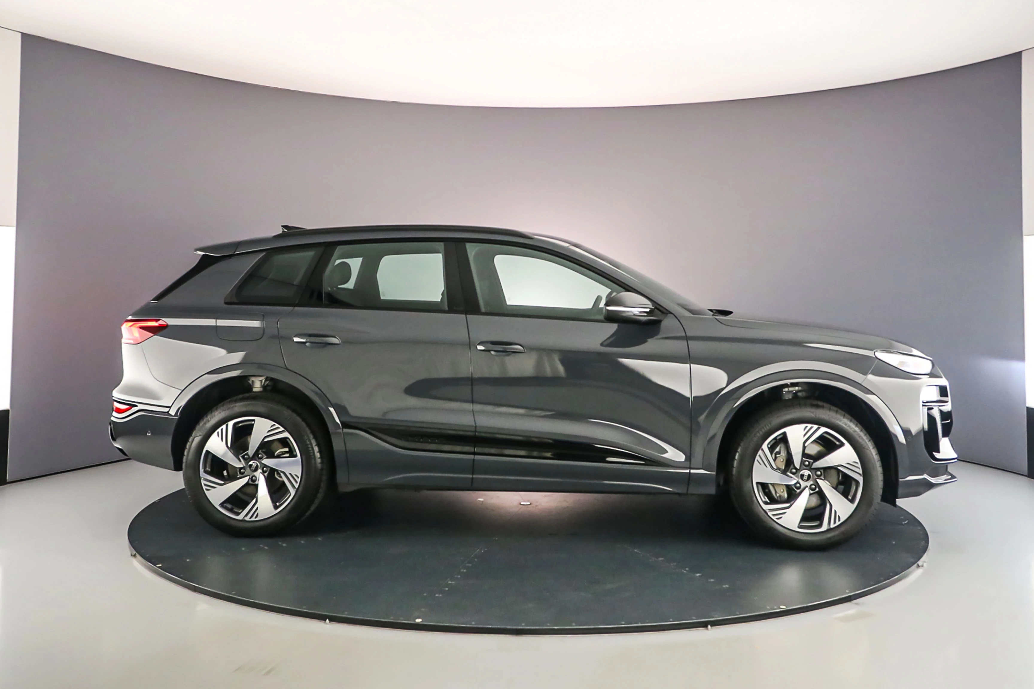 Hoofdafbeelding Audi Q6 e-tron