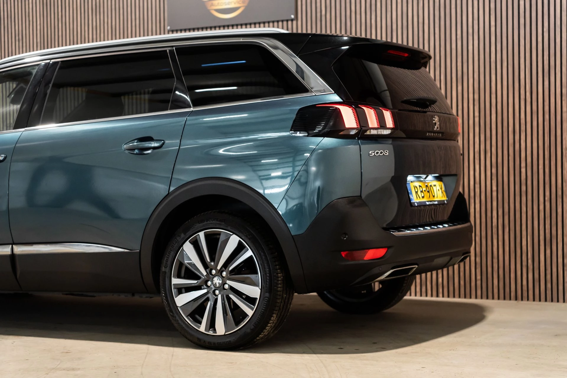 Hoofdafbeelding Peugeot 5008