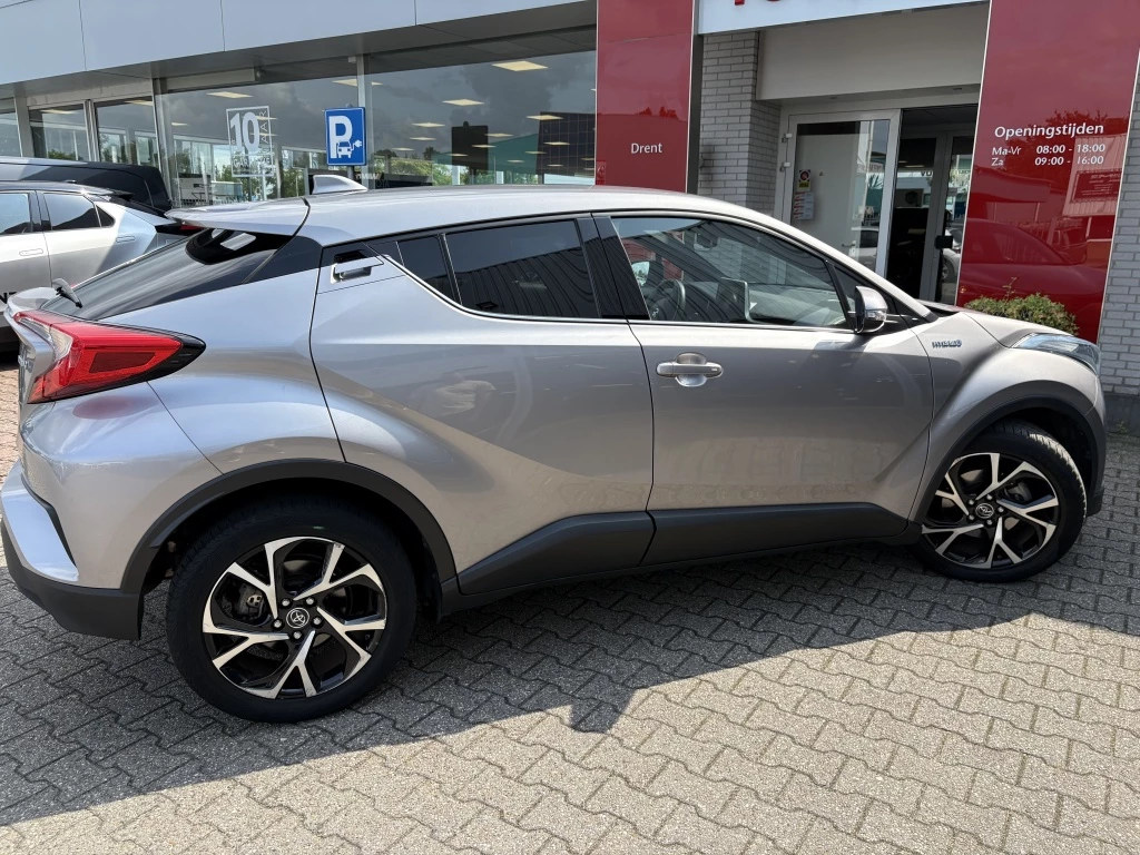 Hoofdafbeelding Toyota C-HR