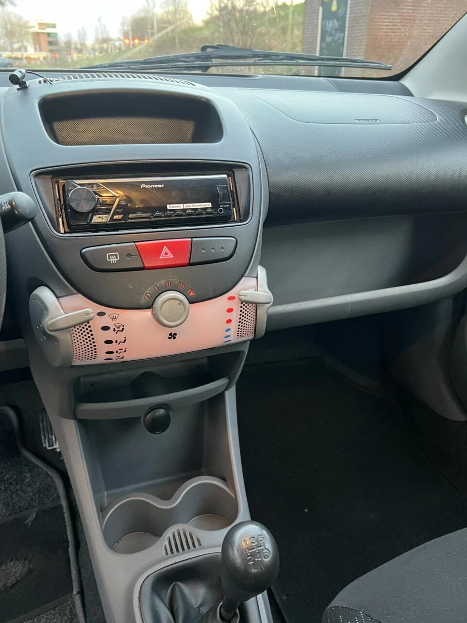 Hoofdafbeelding Peugeot 107