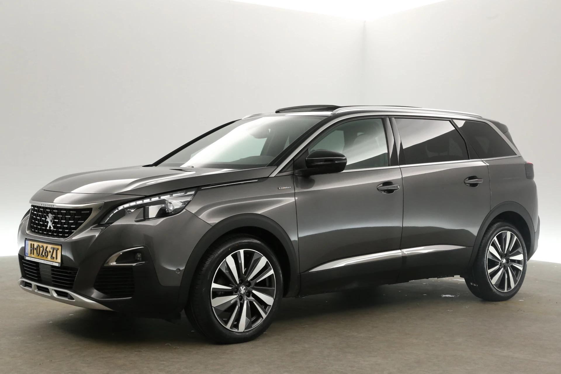 Hoofdafbeelding Peugeot 5008