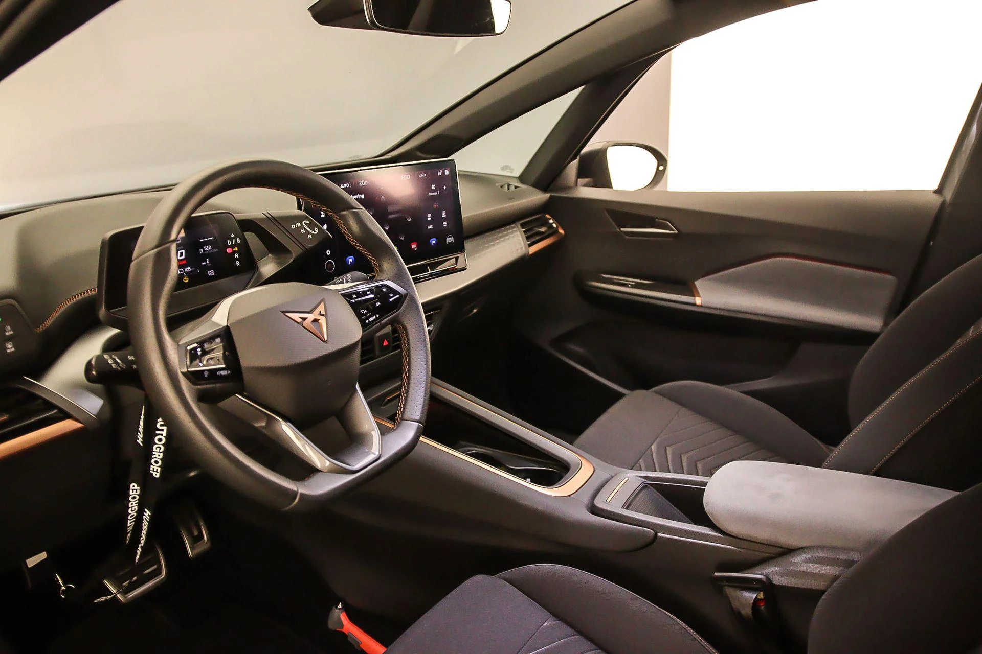 Hoofdafbeelding CUPRA Born