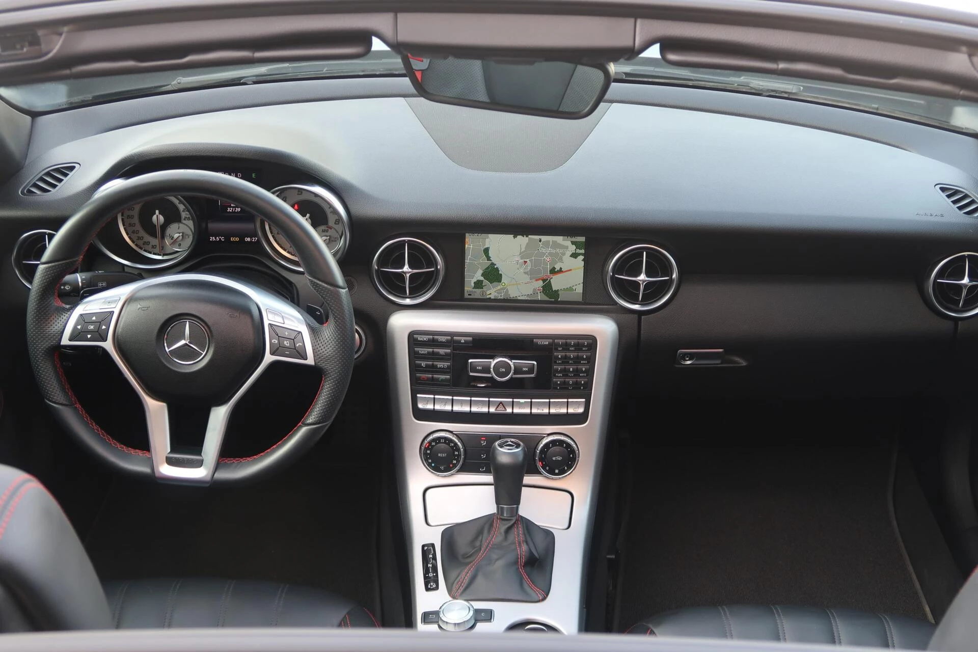 Hoofdafbeelding Mercedes-Benz SLK