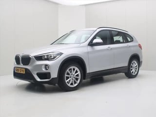 BMW X1 sDrive18i 136pk 6-Bak Advantage Business [ NAVI+CRUISE+CLIMATE+STOELVERWARMING+PDC V/A ]