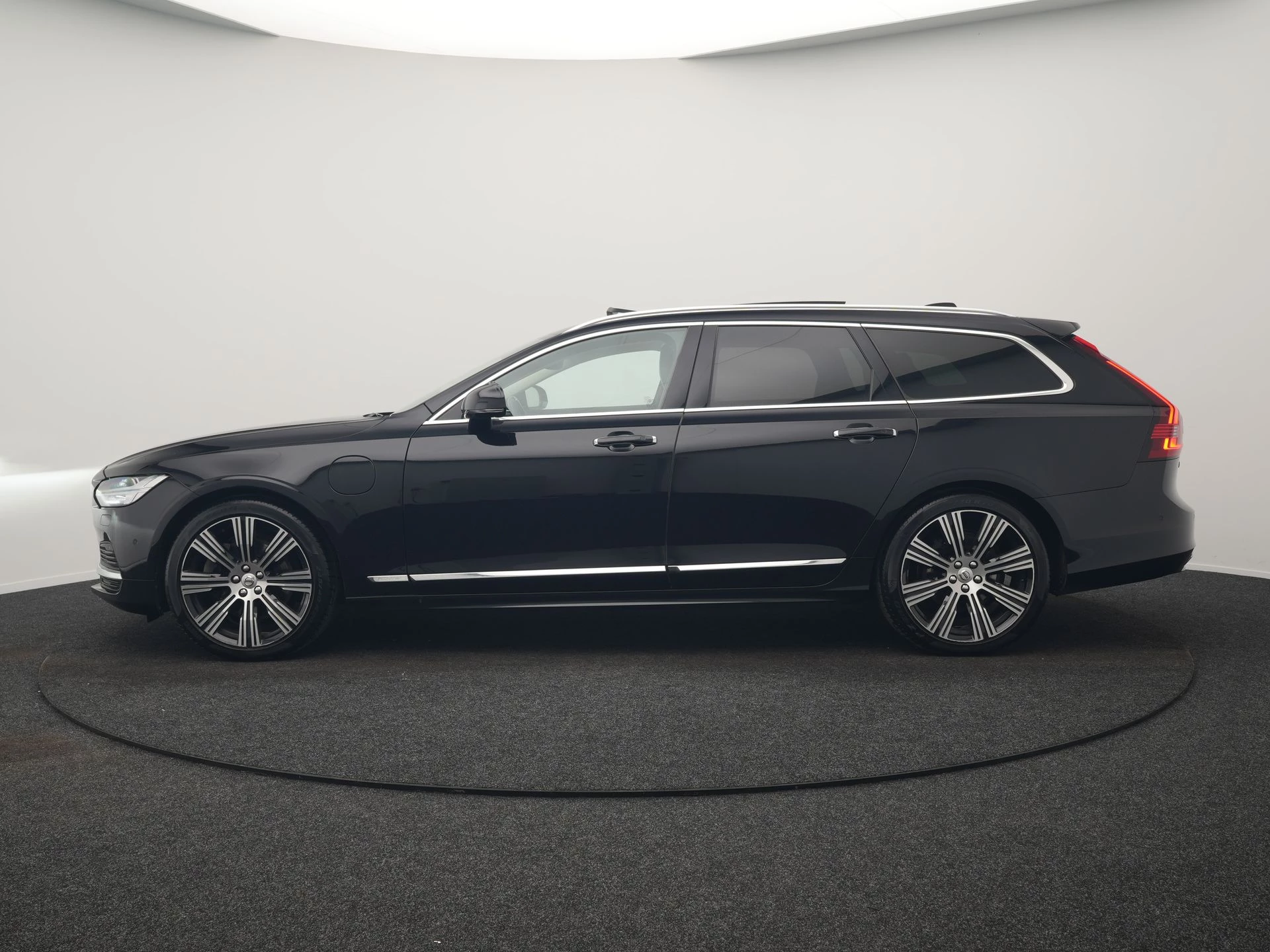 Hoofdafbeelding Volvo V90
