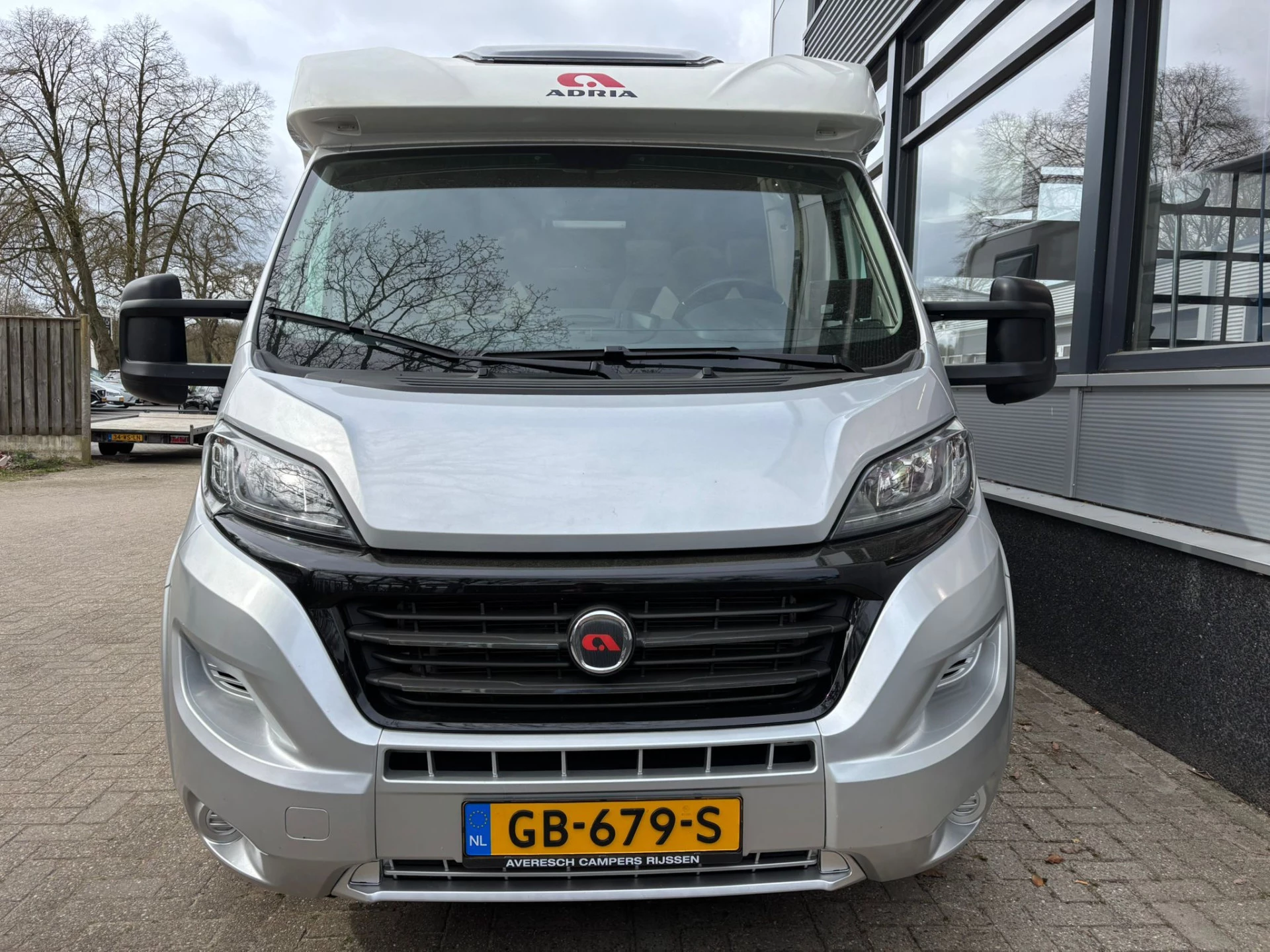 Hoofdafbeelding Adria CORAL S 670SL