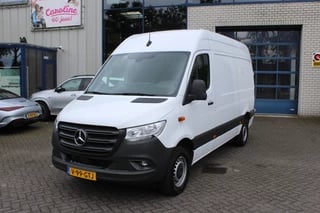 Mercedes-Benz Sprinter 317 CDI L2H2 MBUX met 360 graden camera en navigatie, Geveerde stoel