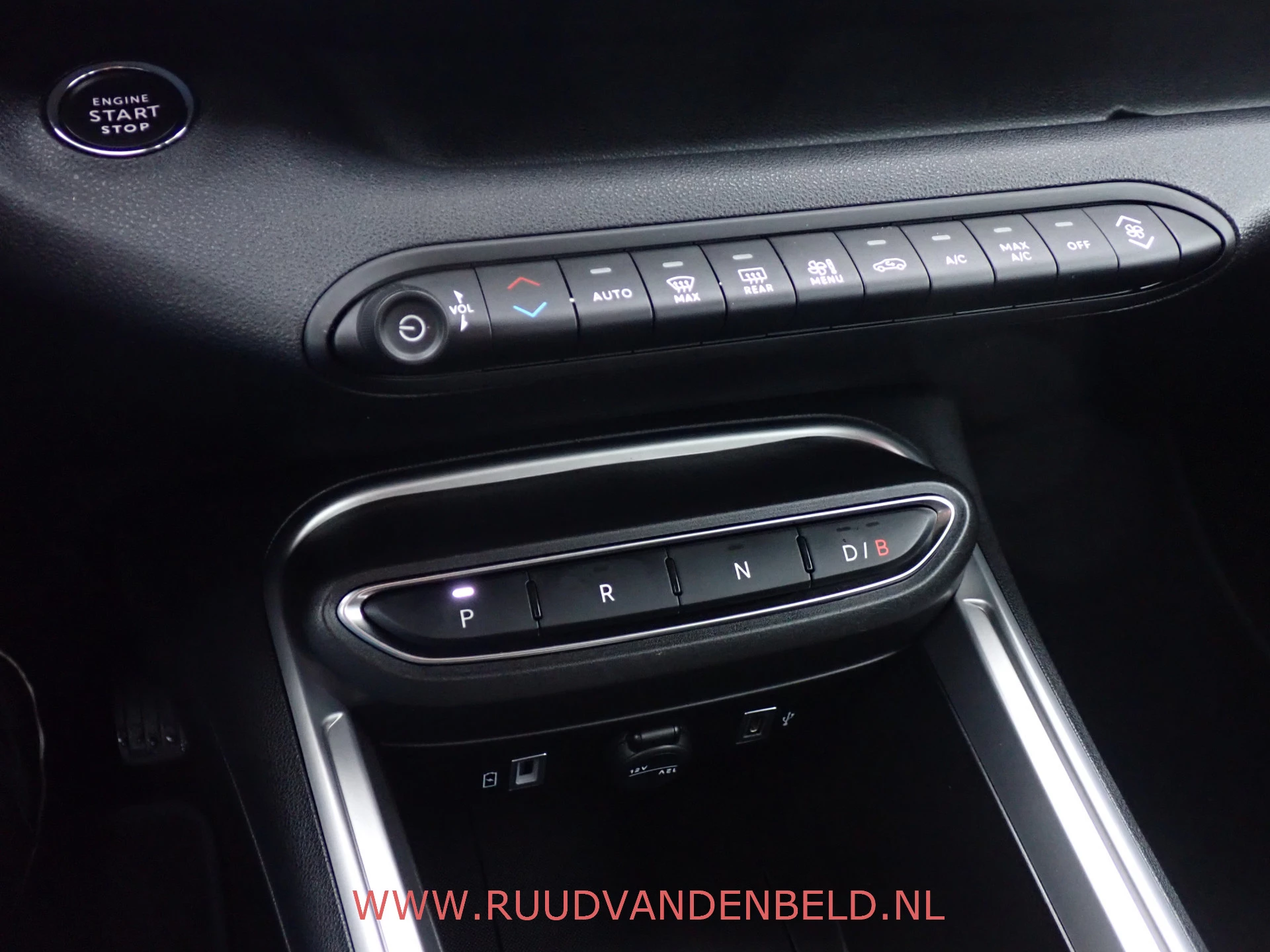 Hoofdafbeelding Jeep Avenger