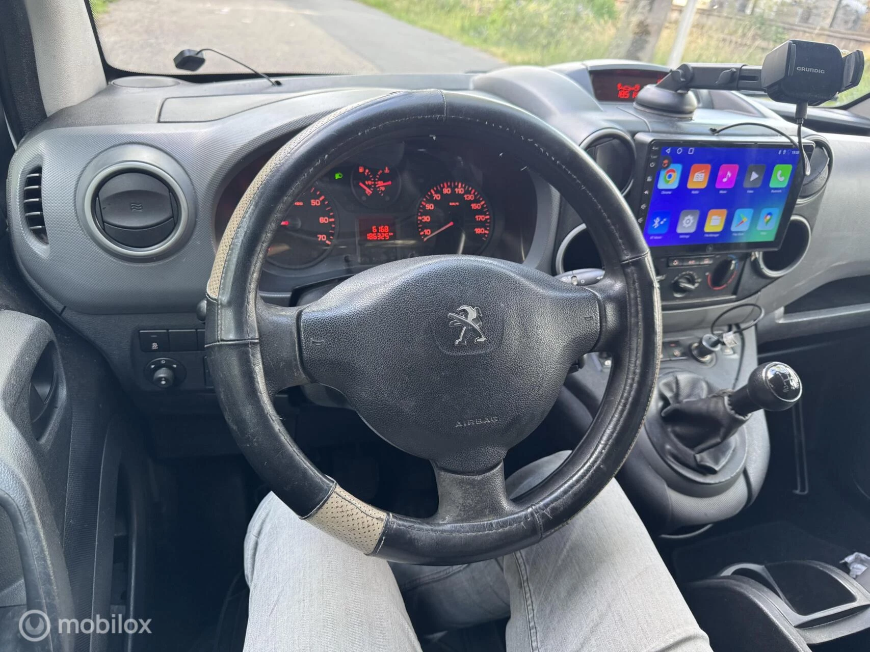 Hoofdafbeelding Peugeot Partner