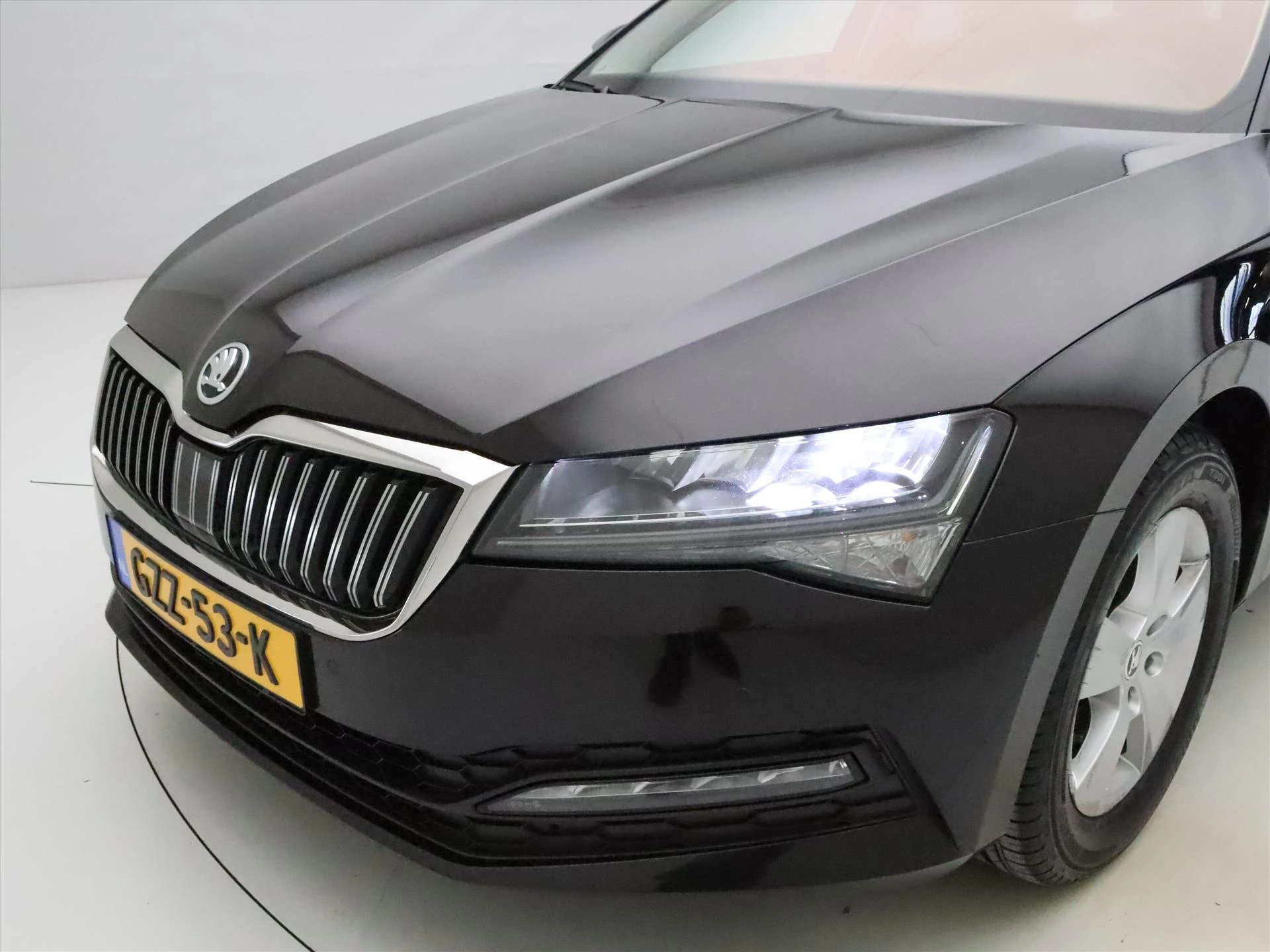 Hoofdafbeelding Škoda Superb