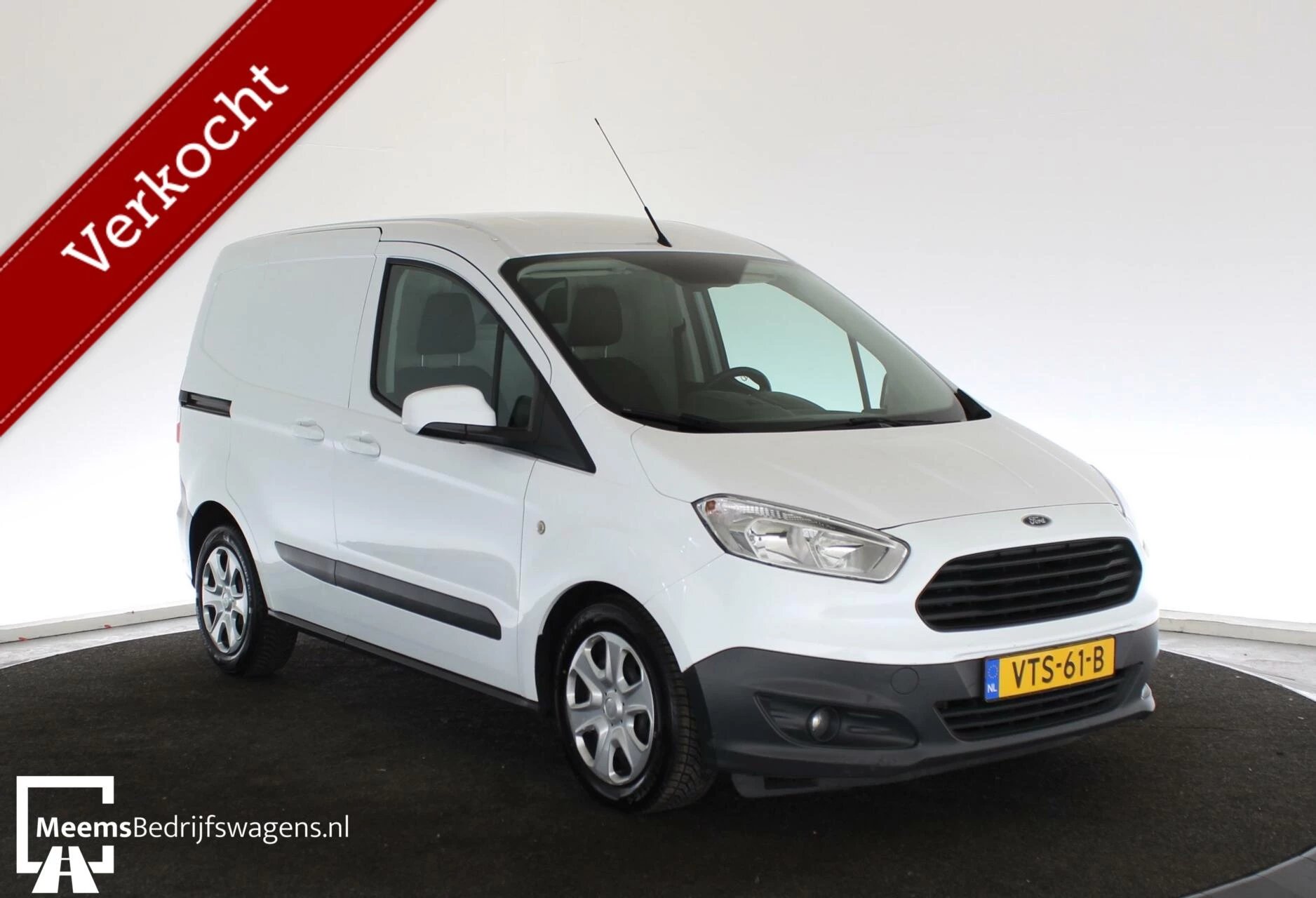 Hoofdafbeelding Ford Transit Courier