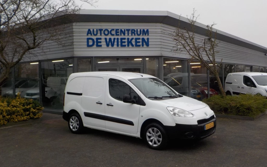 Hoofdafbeelding Peugeot Partner