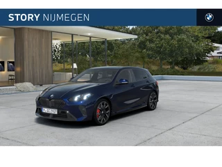 BMW 1 Serie 120 M Sport Automaat / Panoramadak / Sportstoelen / Achteruitrijcamera / Adaptieve LED / M Adaptief onderstel / Comfort Access