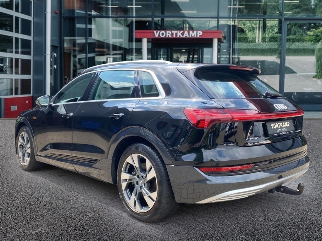 Hoofdafbeelding Audi e-tron