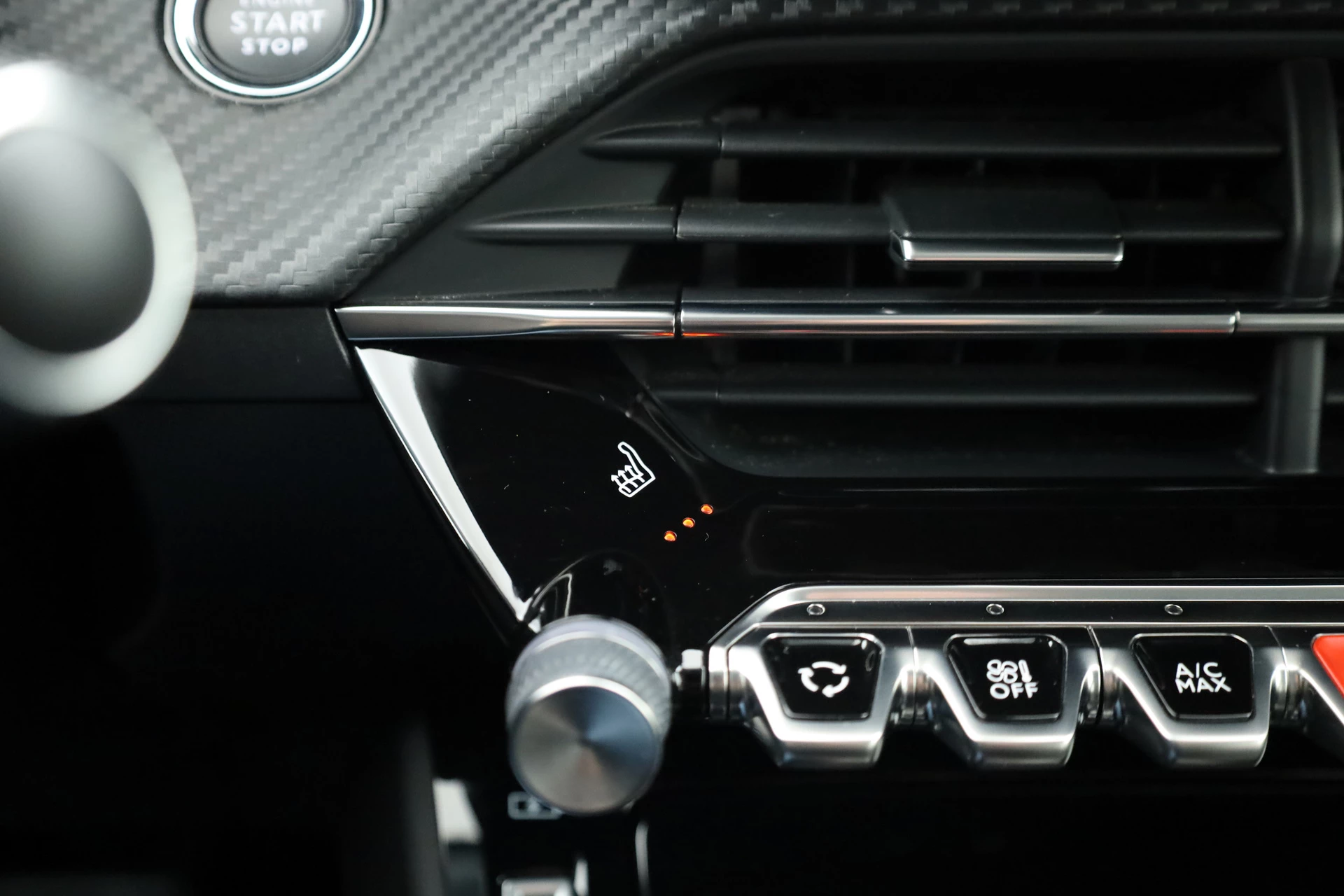 Hoofdafbeelding Peugeot e-208