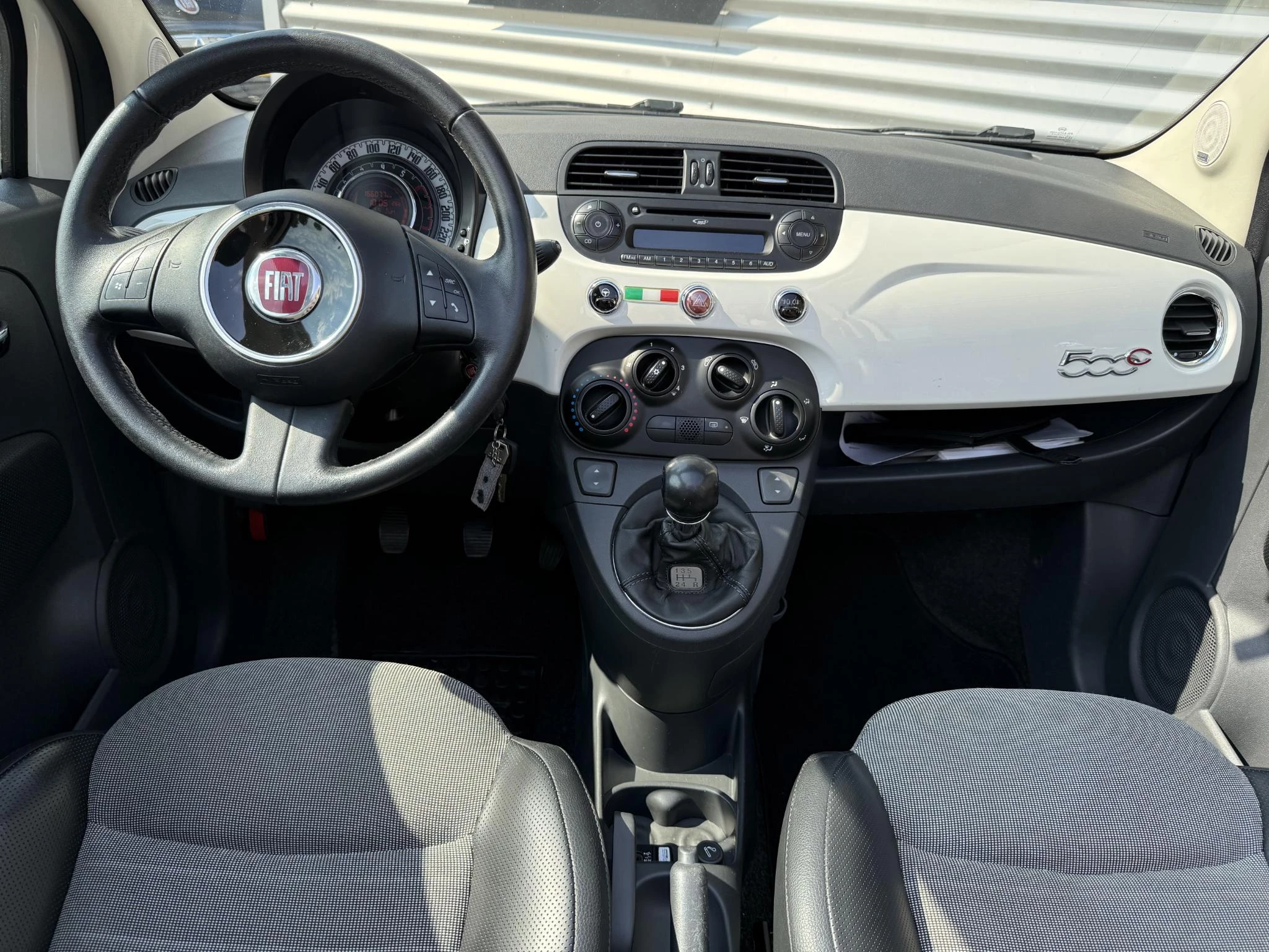 Hoofdafbeelding Fiat 500C