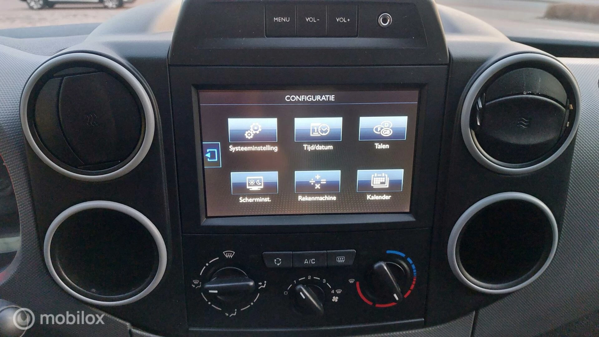 Hoofdafbeelding Peugeot Partner