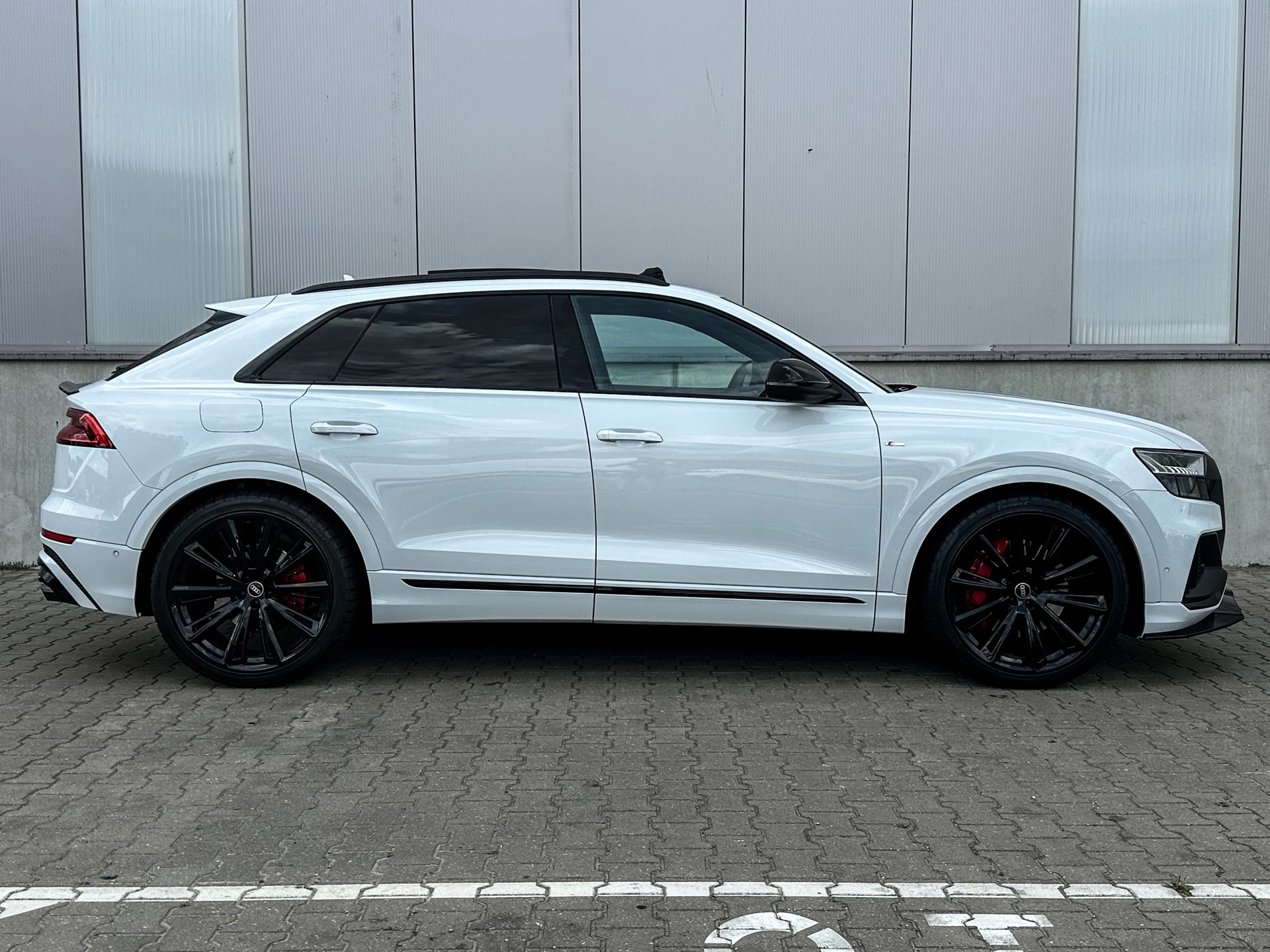 Hoofdafbeelding Audi Q8